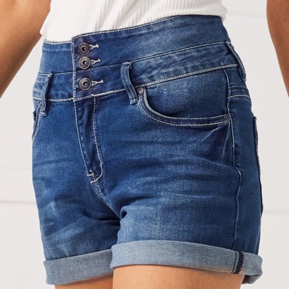 Suzanne Betro Denim Shorts Dark Wash - Picture 1 of 9
